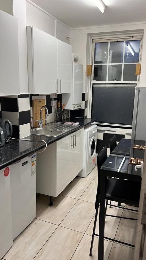 Shadwell Holiday Rooms London Bagian luar foto
